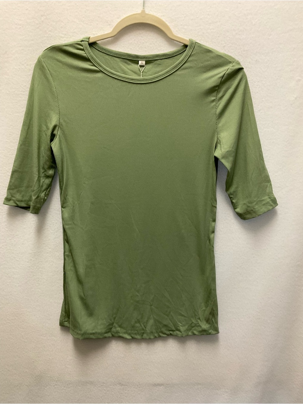 Women’s Short Sleeve Crewneck Top in Olive Green